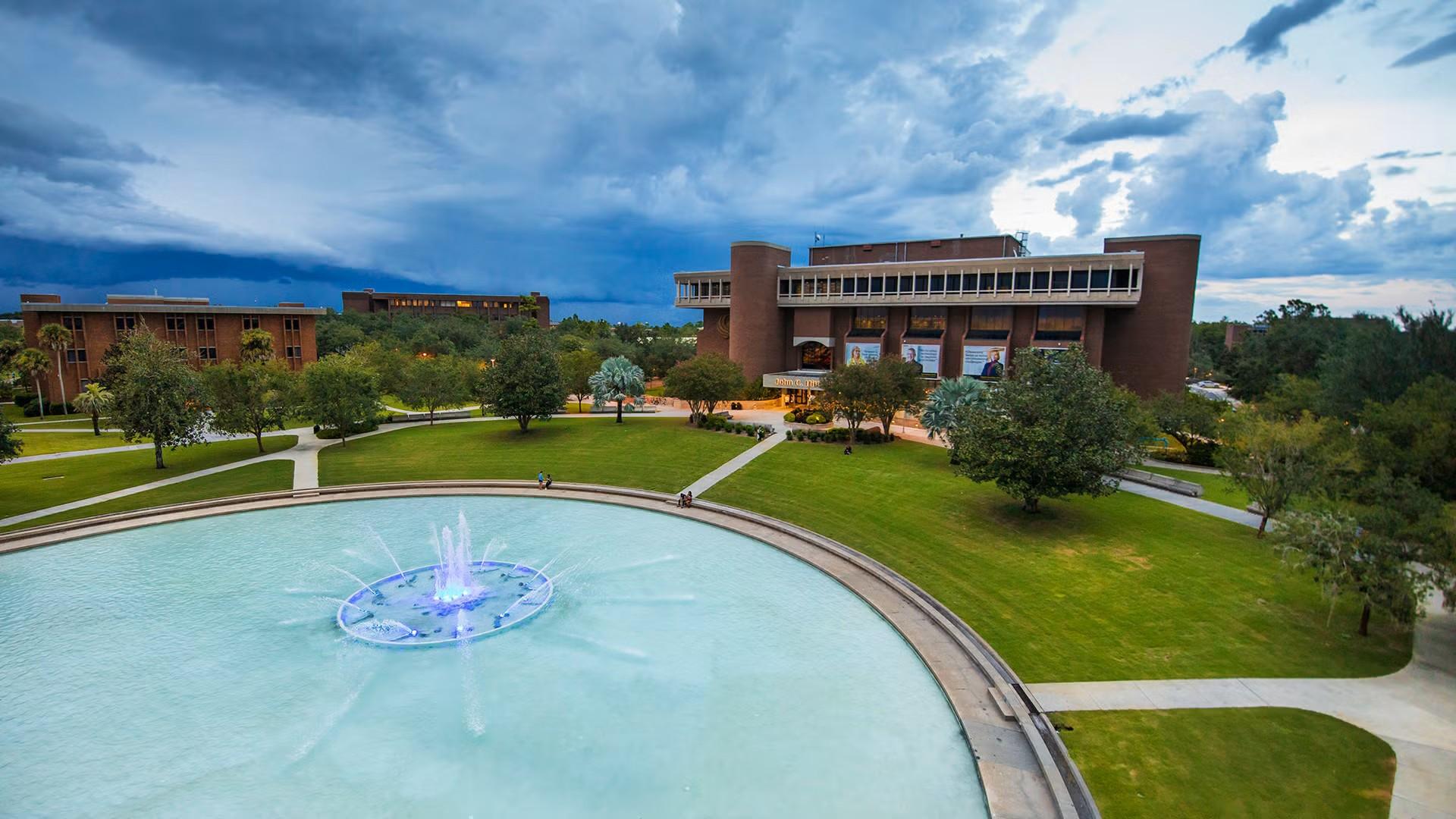 UCF Reflecting Pond with John C. Hitt Library